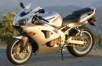 Мотоцикл Kawasaki ZZR 600 спорт-туризм класса