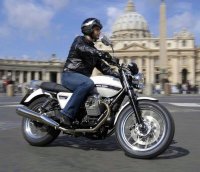 Классический мотоцикл Moto Guzzi V7 Classic